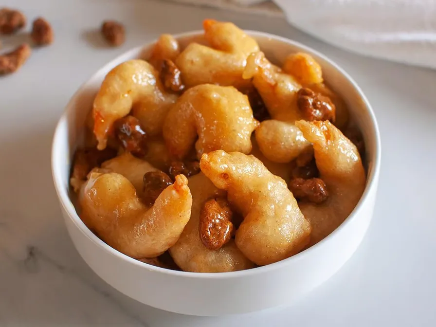 Honey Walnut Shrimp served at Hop Tung
