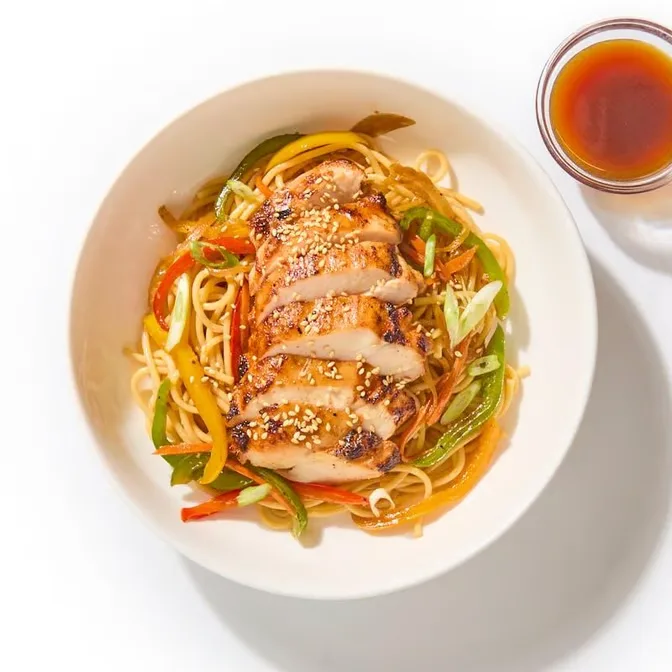 Lo Mein Chicken served at Hop Tung